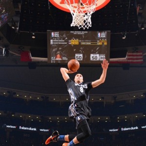 开云官方-浓眉哥战术调整显奇效，铁血防守震撼德国队—解析国际赛场上的防守艺术，浓眉哥战术调整显奇效，铁血防守震撼德国队—解析国际赛场上的防守艺术